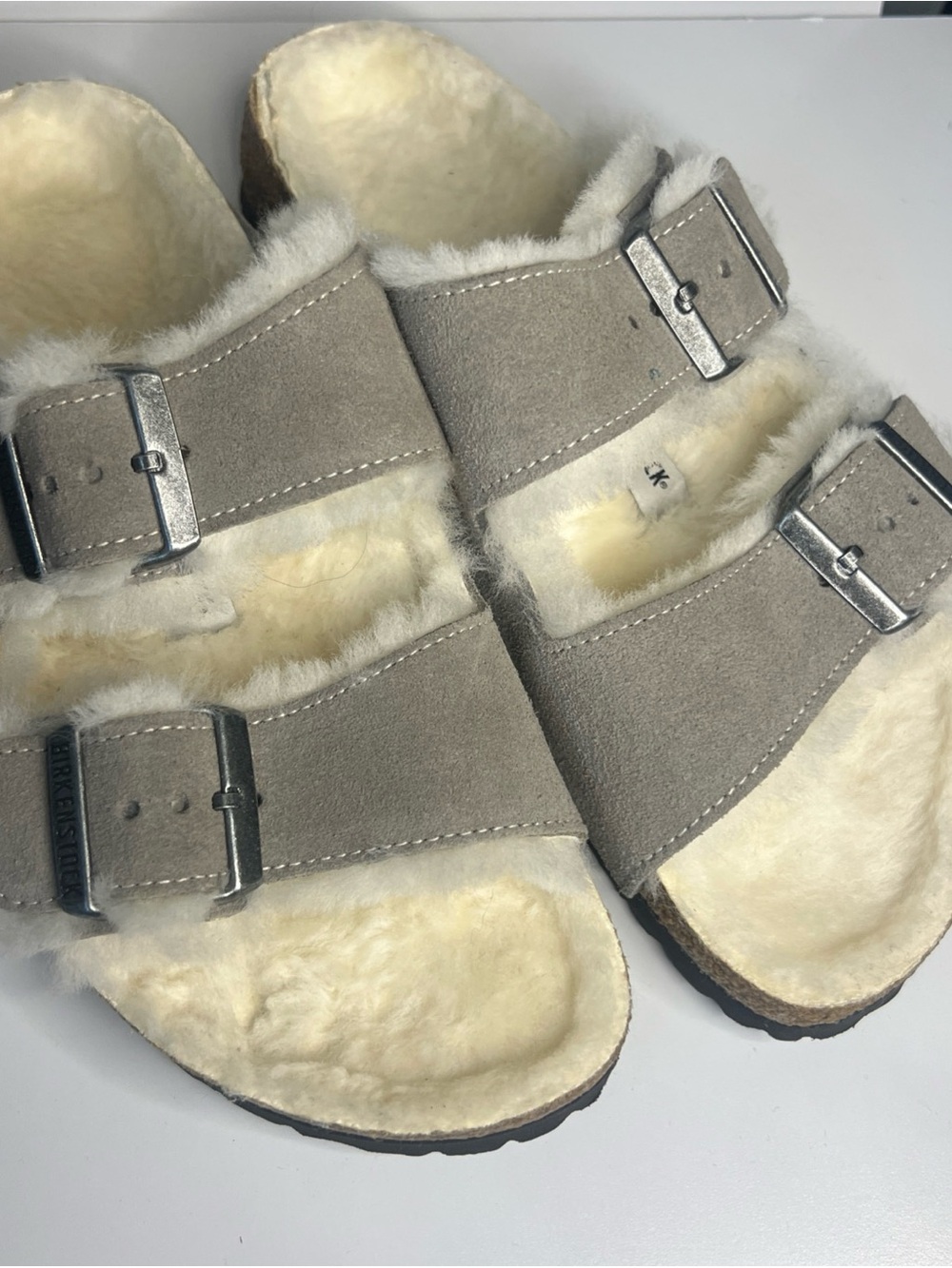 Birkenstock Arizona Shearling Sandals Women's 38 Grey Suede Slides NWOT - Picture 8 of 8